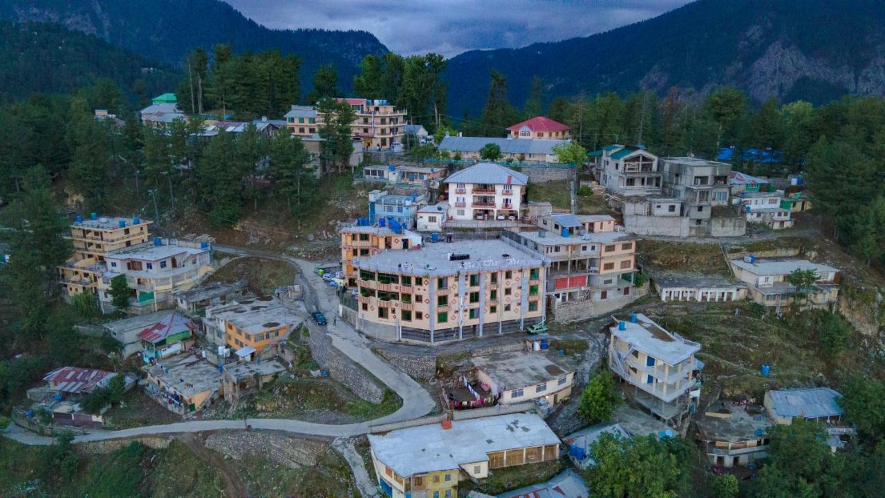 Canari Hotel Kashmir View Nathia Gali Exterior foto